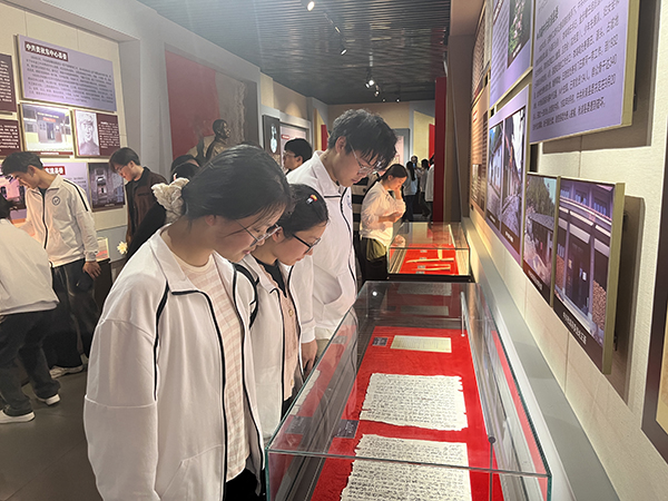 1712135540996469.jpg c3e86eedabf118a3742ae9baacd66a6.jpg